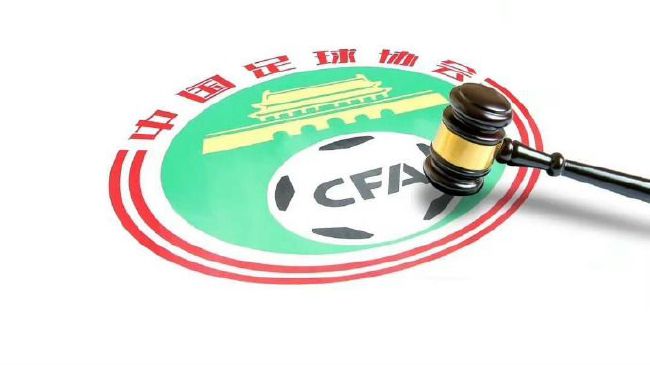 德国天空体育记者FlorianPlettenberg报道了拜仁前锋特尔的情况。